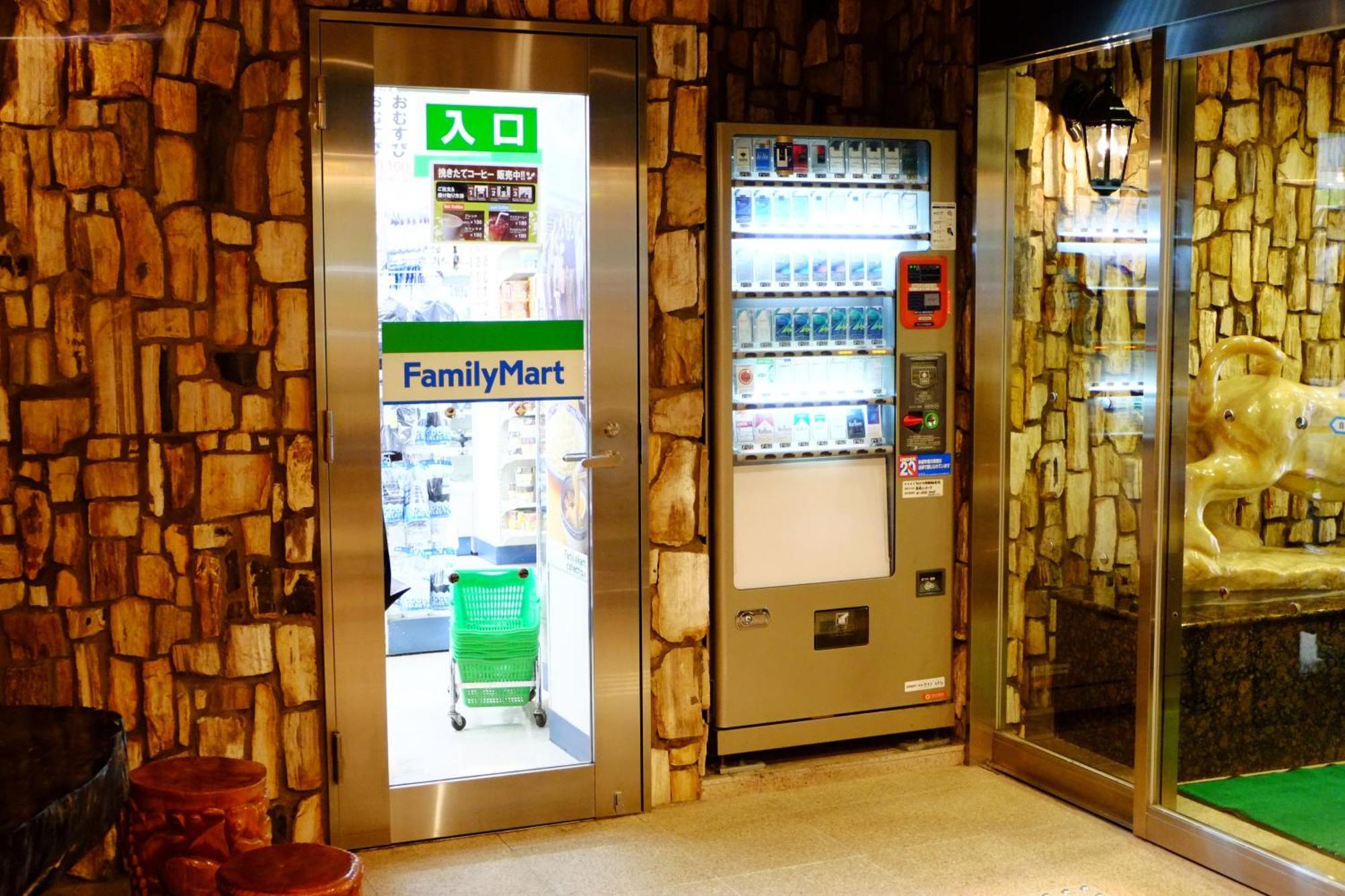 Hotel Check In Shimbashi Tokio Zewnętrze zdjęcie